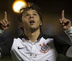 Corinthians: Invicto há 19 jogos, vencendo a desconfiança e valorizando o trabalho do técnico Fábio Carille